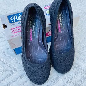 Blue comfortable memory foam flats